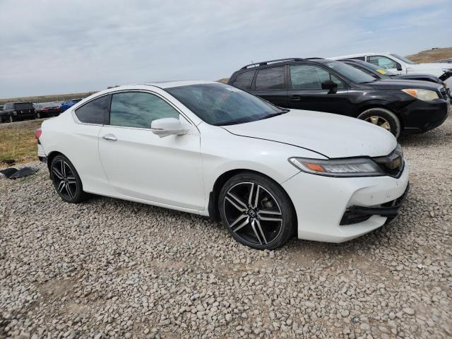 1HGCT2B08GA006647 - 2016 HONDA ACCORD TOURING WHITE photo 4
