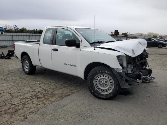 1N6AA0CHXBN315622 - 2011 NISSAN TITAN S WHITE photo 4