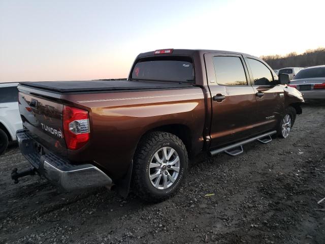 5TFEW5F14GX192865 - 2016 TOYOTA TUNDRA CREWMAX SR5 BROWN photo 3