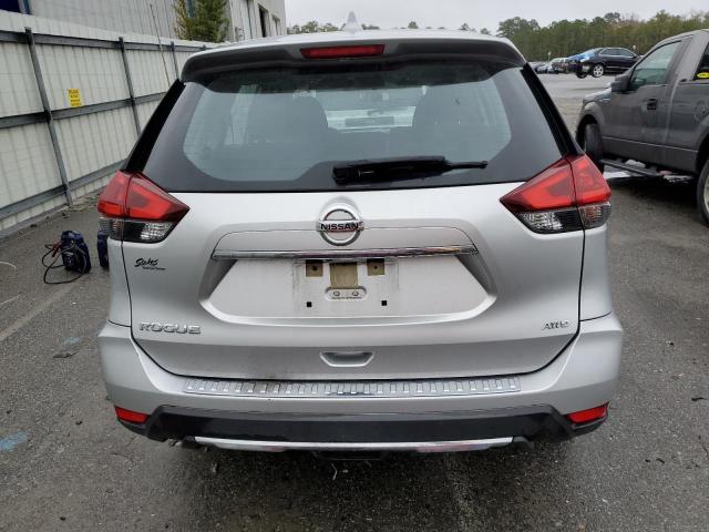 JN8AT2MVXJW314979 - 2018 NISSAN ROGUE S SILVER photo 6