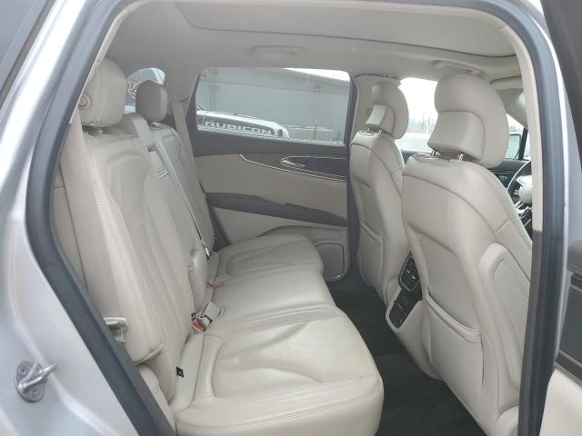 2LMTJ6LR6GBL88397 - 2016 LINCOLN MKX RESERVE 银色 照片 11