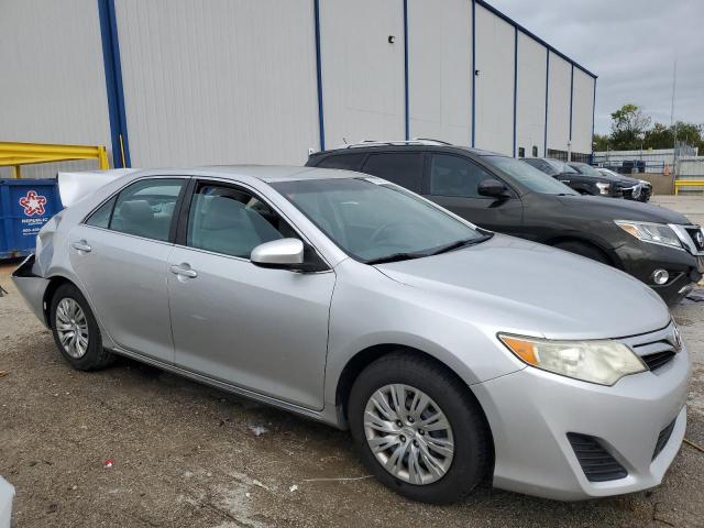 4T1BF1FK2CU017512 - 2012 TOYOTA CAMRY BASE SILVER photo 4