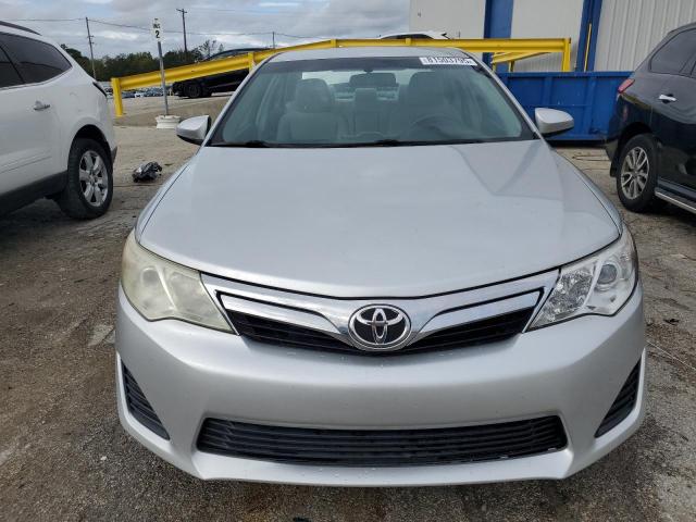4T1BF1FK2CU017512 - 2012 TOYOTA CAMRY BASE SILVER photo 5