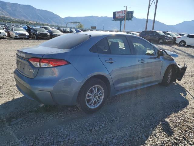 JTDEAMDE2N3010129 - 2022 TOYOTA COROLLA LE BLUE photo 3