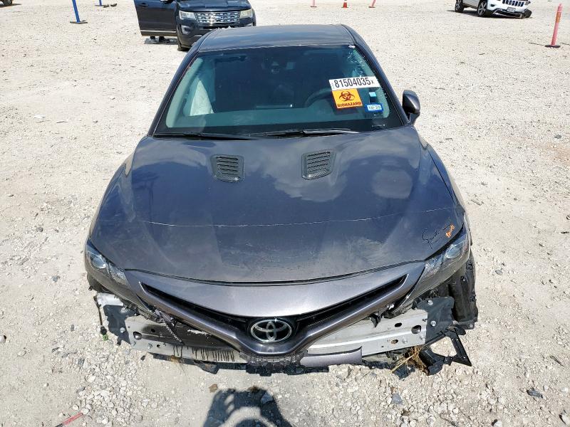 4T1G11AK7RU892721 - 2024 TOYOTA CAMRY SE NIGHT SHADE GRAY photo 5