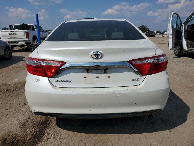 4T1BF1FK7HU692196 - 2017 TOYOTA CAMRY LE WHITE photo 6