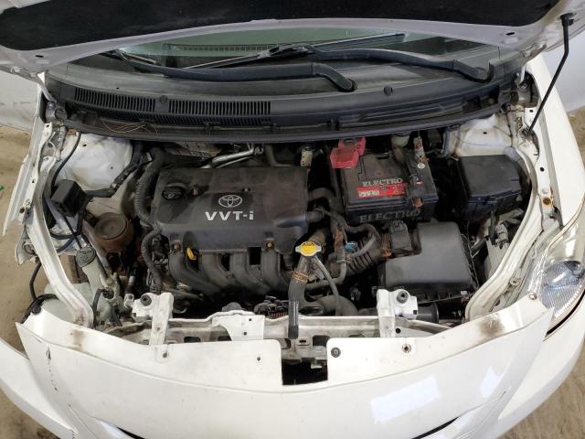 JTDBT923774002309 - 2007 TOYOTA YARIS WHITE photo 11