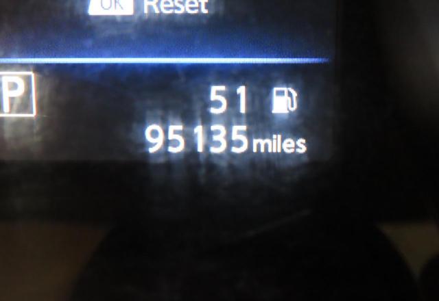 KNMAT2MT2KP514552 - 2019 NISSAN ROGUE S ნაცრისფერი ფოტო 8