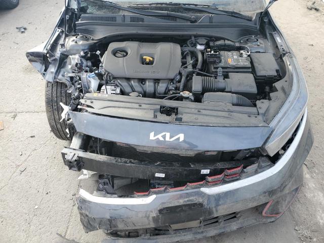 3KPF54AD2NE473594 - 2022 KIA FORTE GT LINE GRAY photo 11