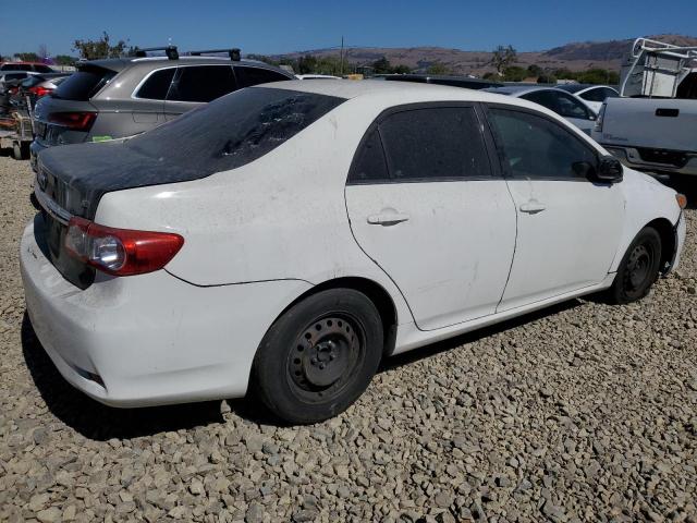 2T1BU4EE7DC055744 - 2013 TOYOTA COROLLA BASE თეთრი ფოტო 3