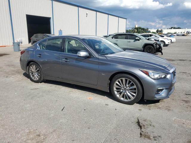 JN1EV7AP0JM365917 - 2018 INFINITI Q50 LUXE GRAY photo 4