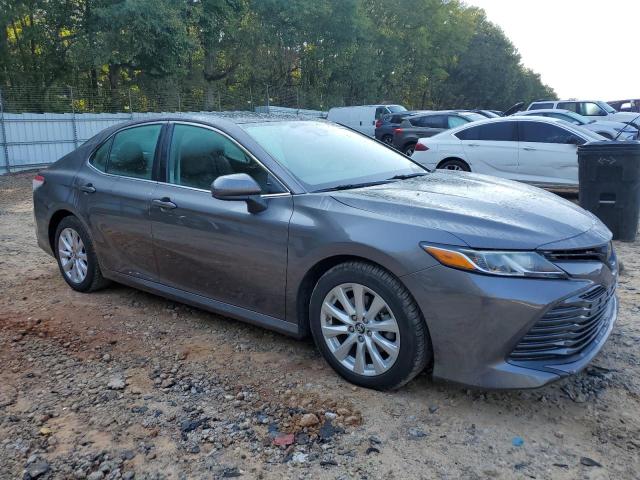 4T1B11HK6KU257284 - 2019 TOYOTA CAMRY L GRAY photo 4