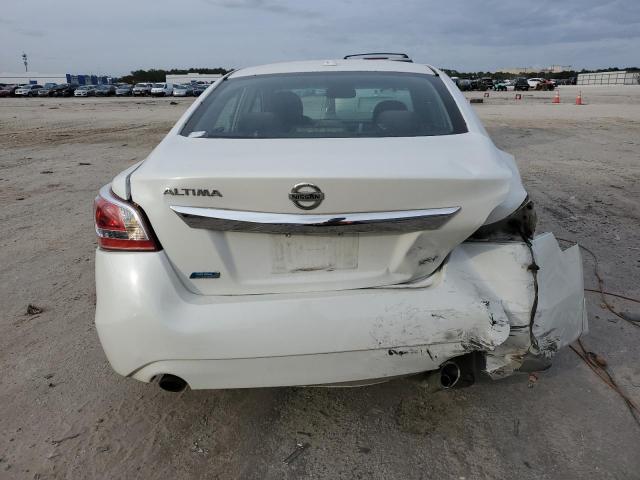 1N4AL3AP1DC273080 - 2013 NISSAN ALTIMA 2.5 WHITE photo 6