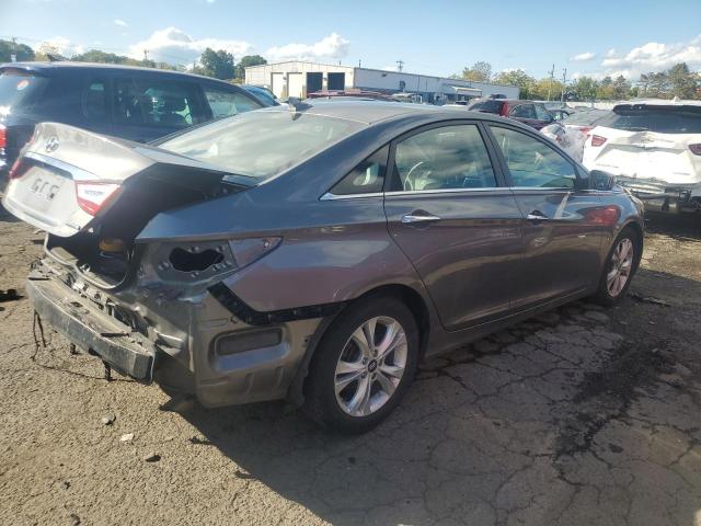 5NPEC4AC2BH238953 - 2011 HYUNDAI SONATA SE 灰色 照片 3