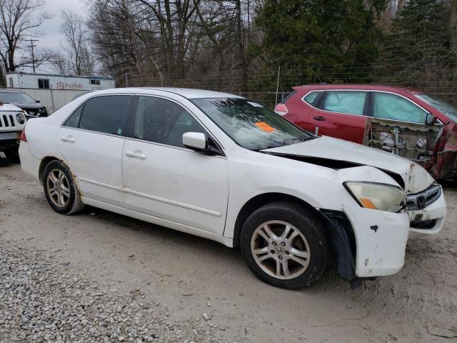 1HGCM56387A094974 - 2007 HONDA ACCORD SE WHITE photo 4