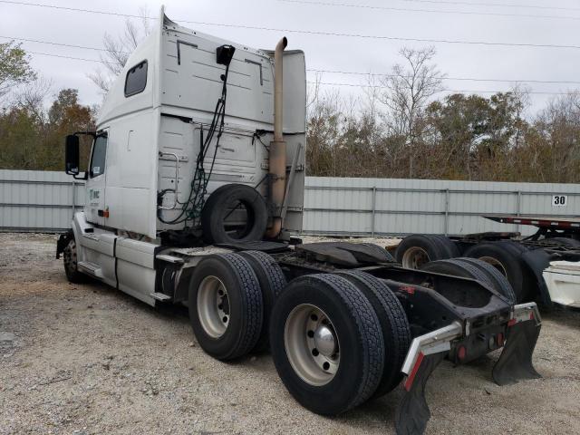 4V4NC9TG08N459557 - 2008 VOLVO VN VNL WHITE photo 3