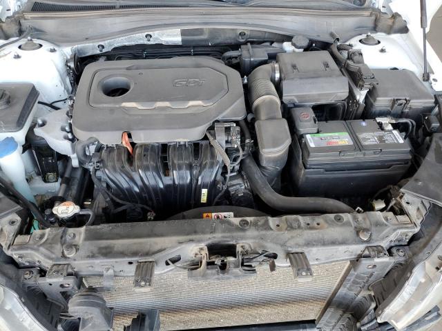 5XXGT4L32JG195442 - 2018 KIA OPTIMA LX WHITE photo 11