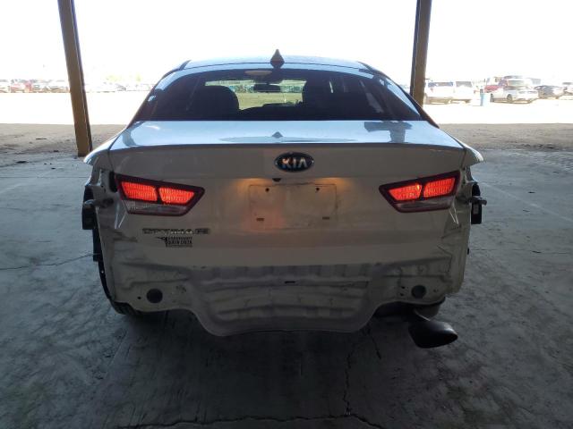 5XXGT4L32JG195442 - 2018 KIA OPTIMA LX WHITE photo 6