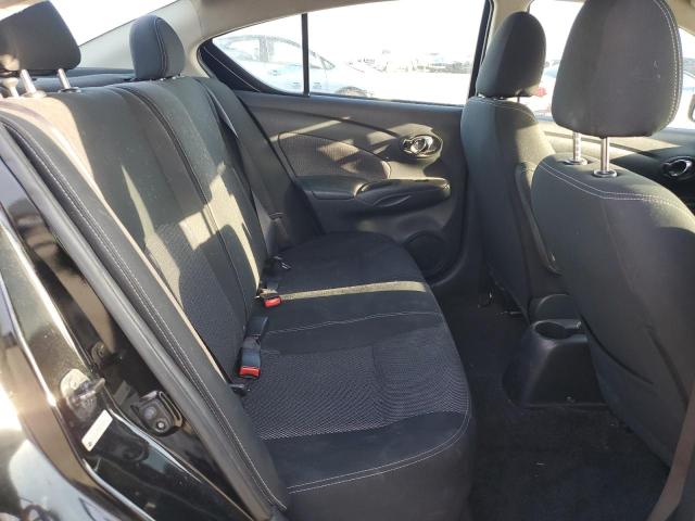 3N1CN7AP9JL845813 - 2018 NISSAN VERSA S 黑色 照片 10