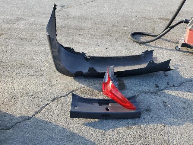 3N1CN7AP9JL845813 - 2018 NISSAN VERSA S 黑色 照片 12