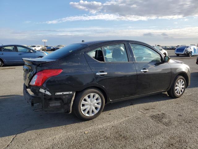 3N1CN7AP9JL845813 - 2018 NISSAN VERSA S 黑色 照片 3