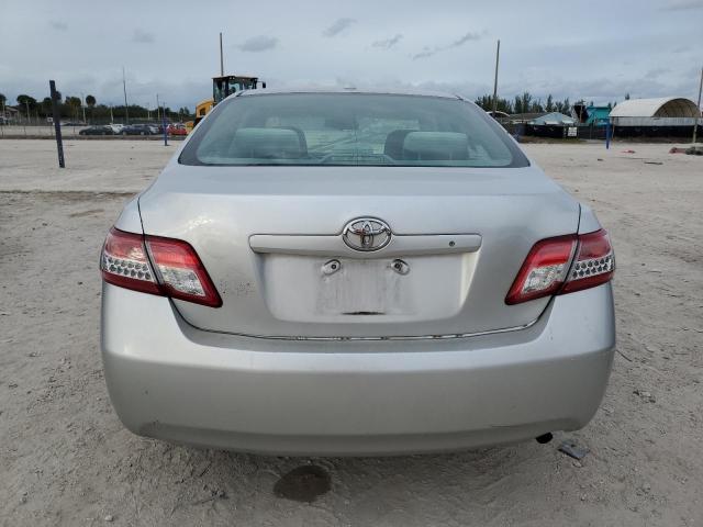 4T1BF3EK9BU596011 - 2011 TOYOTA CAMRY BASE SILVER photo 6