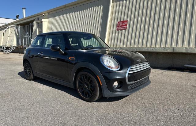 2014 MINI COOPER, 