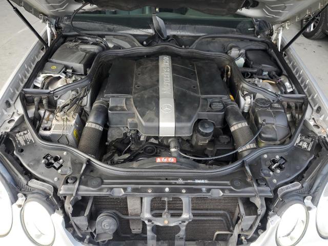 WDBUH65J74A491504 - 2004 MERCEDES-BENZ E 320 银色 照片 11