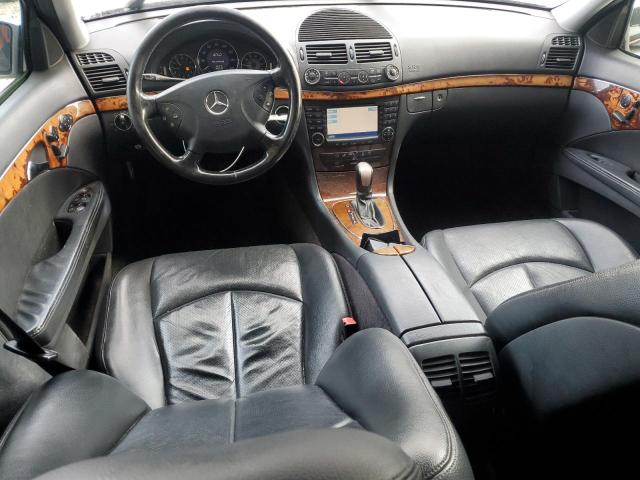 WDBUH65J74A491504 - 2004 MERCEDES-BENZ E 320 银色 照片 8