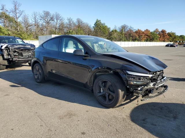 7SAYGDEE0TA411902 - 2026 TESLA MODEL Y BLACK photo 4