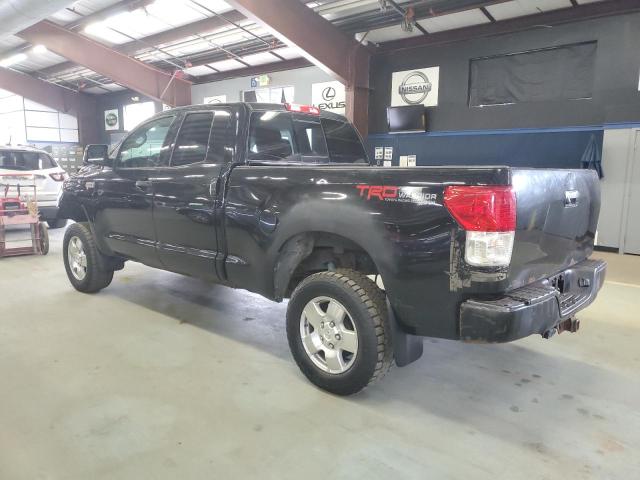5TFUY5F1XCX223679 - 2012 TOYT TUNDRA DOUBLE CAB SR5 BLACK photo 2