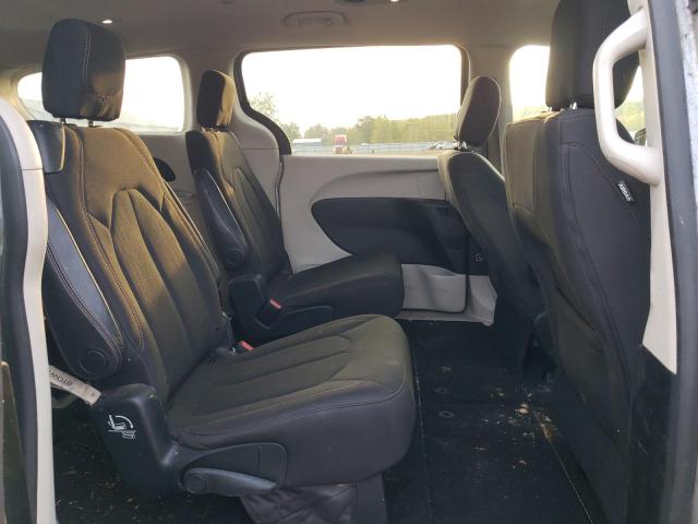 2C4RC1DG0HR835657 - 2017 CHRYSLER PACIFICA TOURING SILVER photo 11