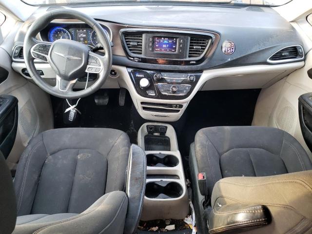 2C4RC1DG0HR835657 - 2017 CHRYSLER PACIFICA TOURING SILVER photo 8