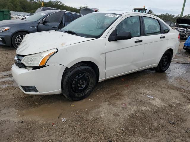 1FAHP3EN5AW248821 - 2010 FORD FOCUS S WHITE photo 1