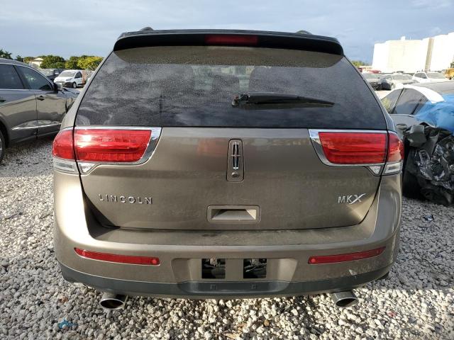 2LMDJ6JK6CBL07922 - 2012 LINCOLN MKX TAN photo 6