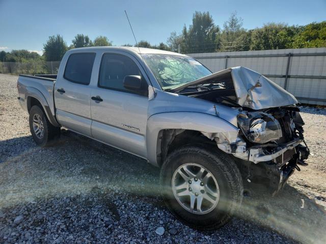 5TELU42NX6Z260223 - 2006 TOYOTA TACOMA DOUBLE CAB SILVER photo 4