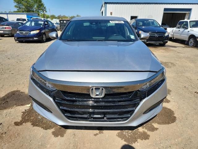 1HGCV1F39JA233216 - 2018 HONDA ACCORD SPORT SILVER photo 5