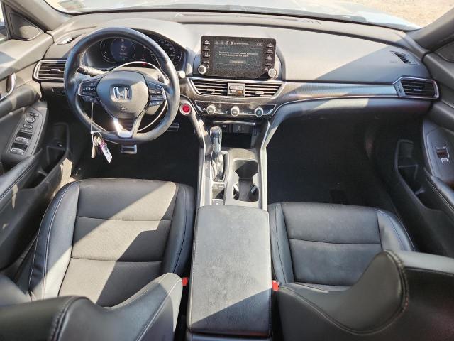 1HGCV1F39JA233216 - 2018 HONDA ACCORD SPORT SILVER photo 8