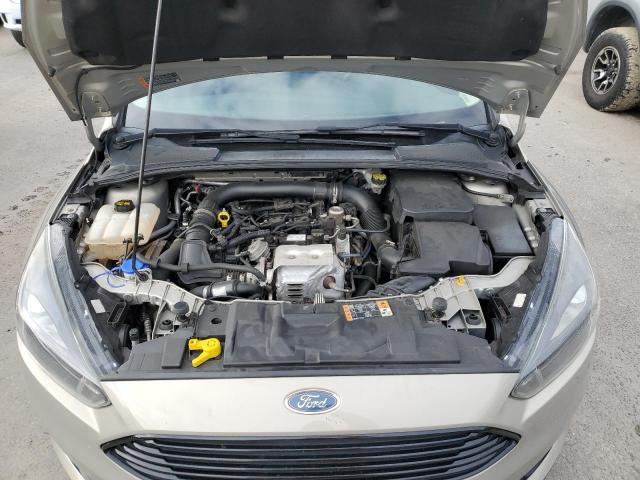 1FADP3FE9GL372291 - 2016 FORD FOCUS SE BEIGE photo 11