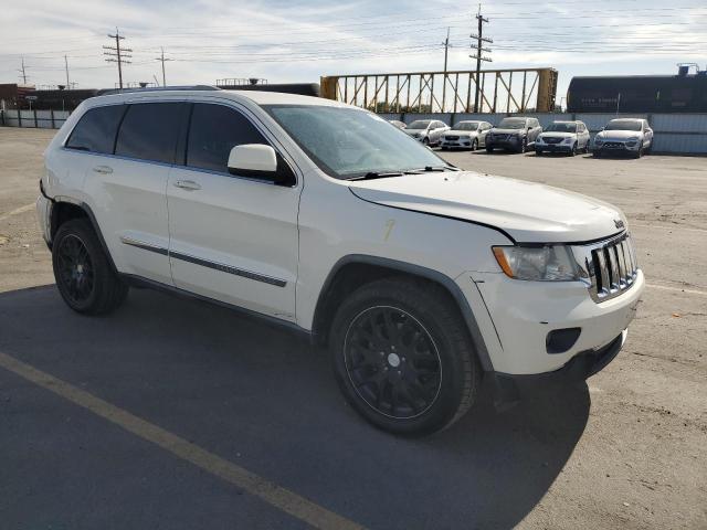1J4RS4GG4BC531175 - 2011 JEEP GRAND CHER LAREDO Blanc photo 4