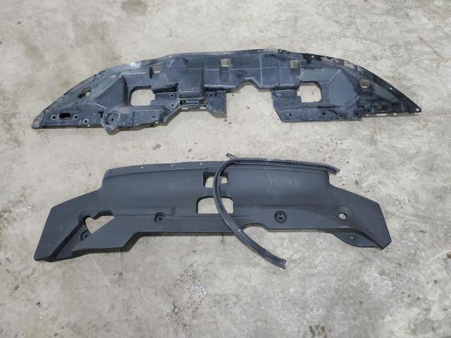 JA4AR3AU4JU022990 - 2018 MITSUBISHI OUTLANDER ES თეთრი ფოტო 13