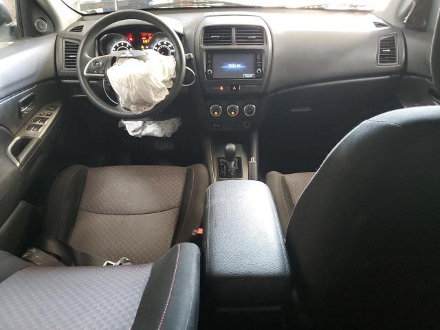 JA4AR3AU4JU022990 - 2018 MITSUBISHI OUTLANDER ES თეთრი ფოტო 8