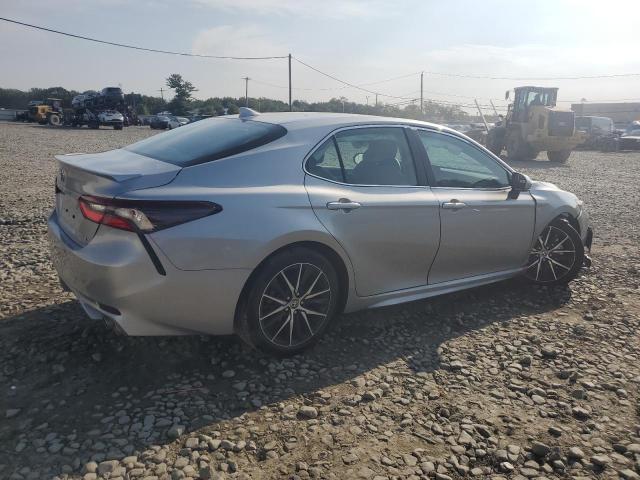 4T1G11BK0RU114159 - 2024 TOYOTA CAMRY SE NIGHT SHADE SILVER photo 3