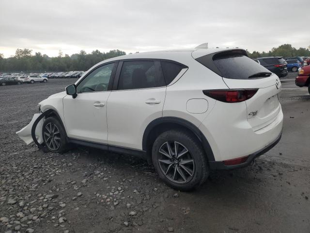 JM3KFBCM7J0450111 - 2018 MAZDA CX-5 TOURING أبيض صورة 2