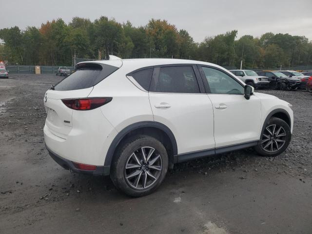 JM3KFBCM7J0450111 - 2018 MAZDA CX-5 TOURING أبيض صورة 3