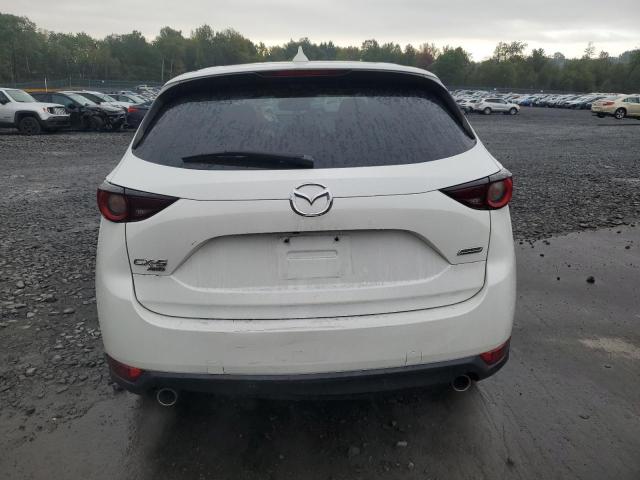 JM3KFBCM7J0450111 - 2018 MAZDA CX-5 TOURING أبيض صورة 6