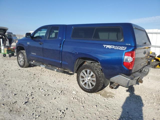 5TFUW5F10FX479811 - 2015 TOYOTA TUNDRA DOUBLE CAB SR/SR5 BLUE photo 2