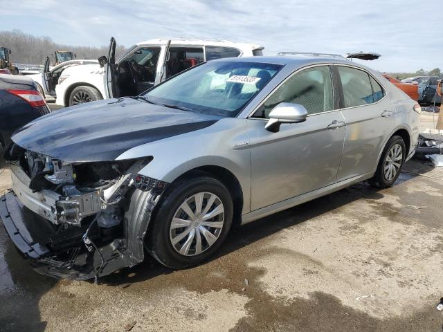 4T1B31HK2JU504552 - 2018 TOYOTA CAMRY LE SILVER photo 1