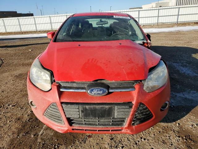 1FAHP3F25CL185339 - 2012 FORD FOCUS SE RED photo 5