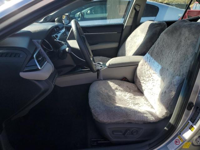 4T1BZ1HK0JU012147 - 2018 TOYOTA CAMRY XSE SILVER photo 7